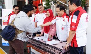 Surprise! Manajemen AHM & Astra Motor Turun Langsung Layani Konsumen