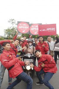 Rayakan Hari Kasih Sayang, Astra Motor Jateng Bagi-bagi Coklat