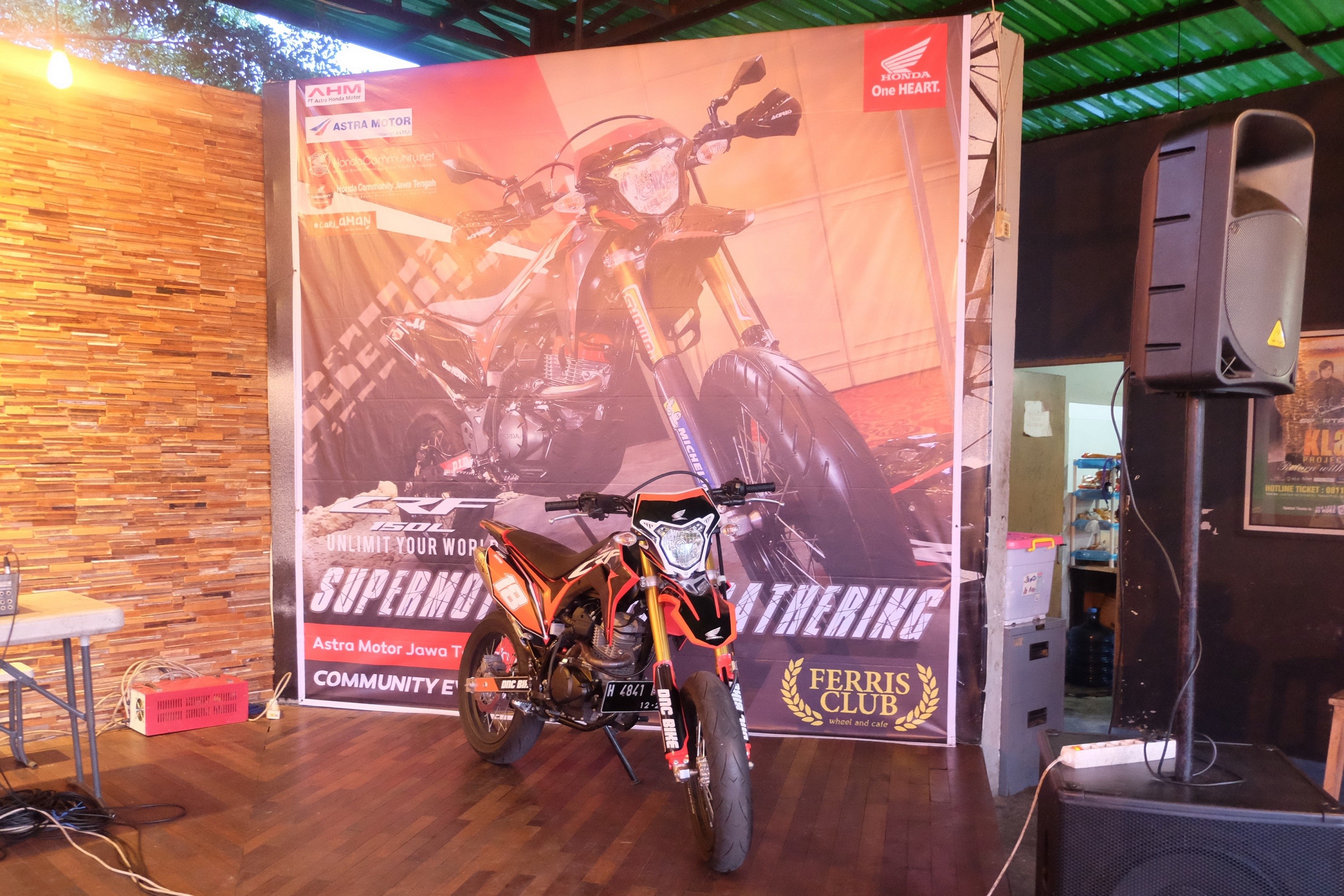 Mengulik Modifikasi Supermoto CRF150L Astra Motor