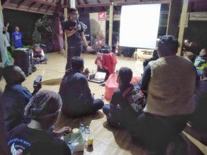 Workshop Jurnalistik “Cerdas di Internet” Untuk Komunitas Honda Bali