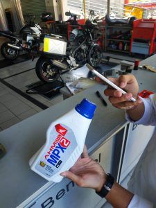 Kemasan Baru Bisa di Scan, AHM Oil Hadir Dengan “QR-CODE “