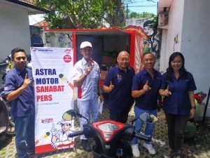 Puluhan Sepeda Motor Honda Dapat Service Gratis di HUT Radar Bali ke 19 Tahun