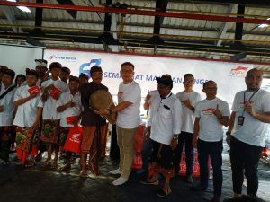 Peringati HUT Astra International ke-63, Honda Bali Berikan Bantuan Peralatan “Tabuh” Megambel  Ke SLB