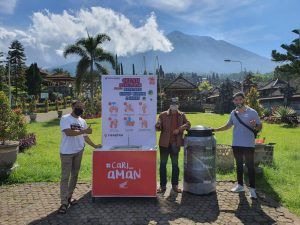 Dealer Honda Serahkan Wastafel Portabel di Pasar Karangasem dan Pura Besakih