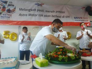 Komitmen Melayani Pelanggannya Tanpa Batas Waktu, Astra Motor Rayakan HUT ke-50 Tahun