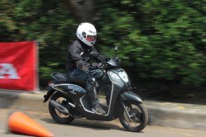 Cukup Bayar 1,2 Juta Dapatkan Honda Genio CBS Plus
