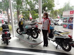 Dukung Gaya Casual Fashionable Generasi Millenial Bali, Honda Genio Punya Pilihan Velg Dan Decal Yang Lebih Stylish