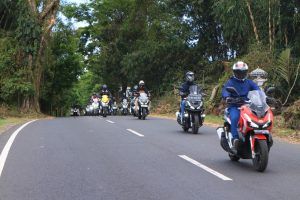 Nikmati Performa Responsif  dan Kunjungi Daerah Wisata Unggulan Bali Melalui Honda ADV 150  Urban  Exploride