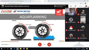 Astra Motor Bali Edukasi Siswa, #Cari_Aman Berkendara di Musim Hujan Secara Daring
