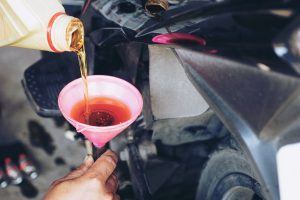 Ini alasan kamu harus rajin ganti oli!