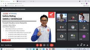 Berboncengan Saat Naik Motor, Harus Tetap #Cari_Aman Bersama SMK Negeri 2 Denpasar