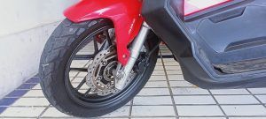 Ban Motor Tidak Standar Bisa Berbahaya
